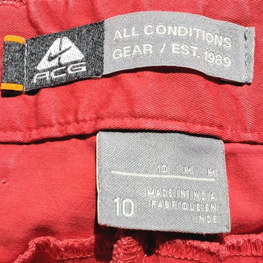 Nike ACG Womens Coral Hiking Shorts Size 10 All Conditions Gear‎ Cotton Stretch